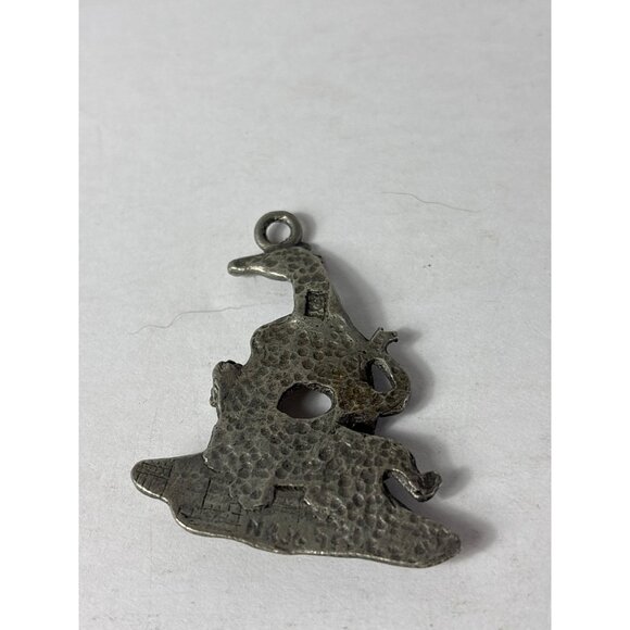 Safari Animal Silvertone Pendant Charm Giraffe Elephant Lion Zebra Rhino 2.25 in - Picture 2 of 3